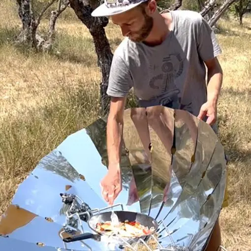 SUNGLOBE® solar barbecue cooking